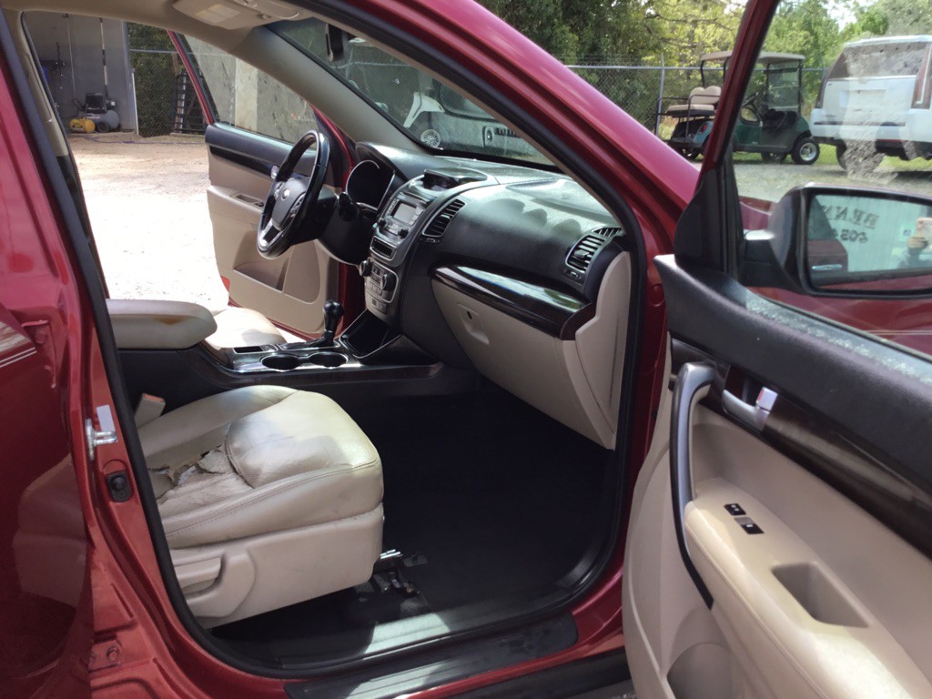 2014 Kia Sorento Image 11