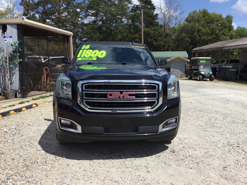 2016 GMC Yukon Image 2