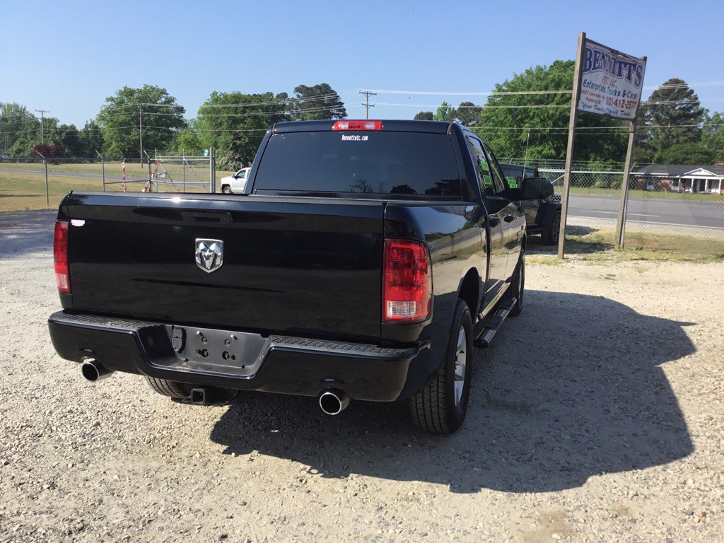 2014 RAM 1500 Image 8