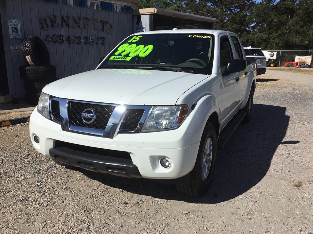 2015 Nissan Frontier Image 1