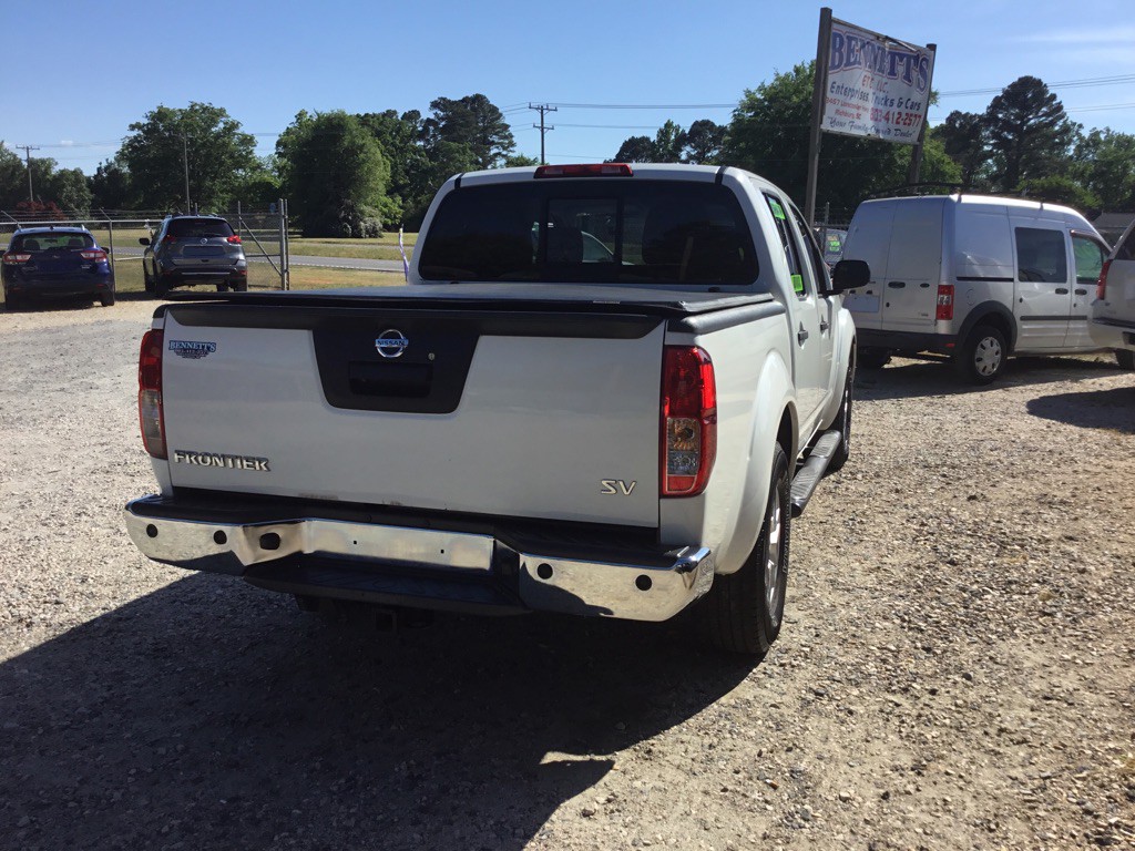 2015 Nissan Frontier Image 8
