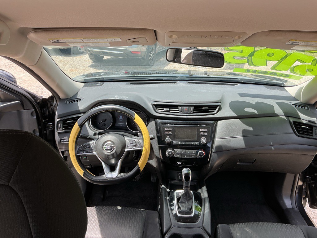 2017 Nissan Rogue Image 12