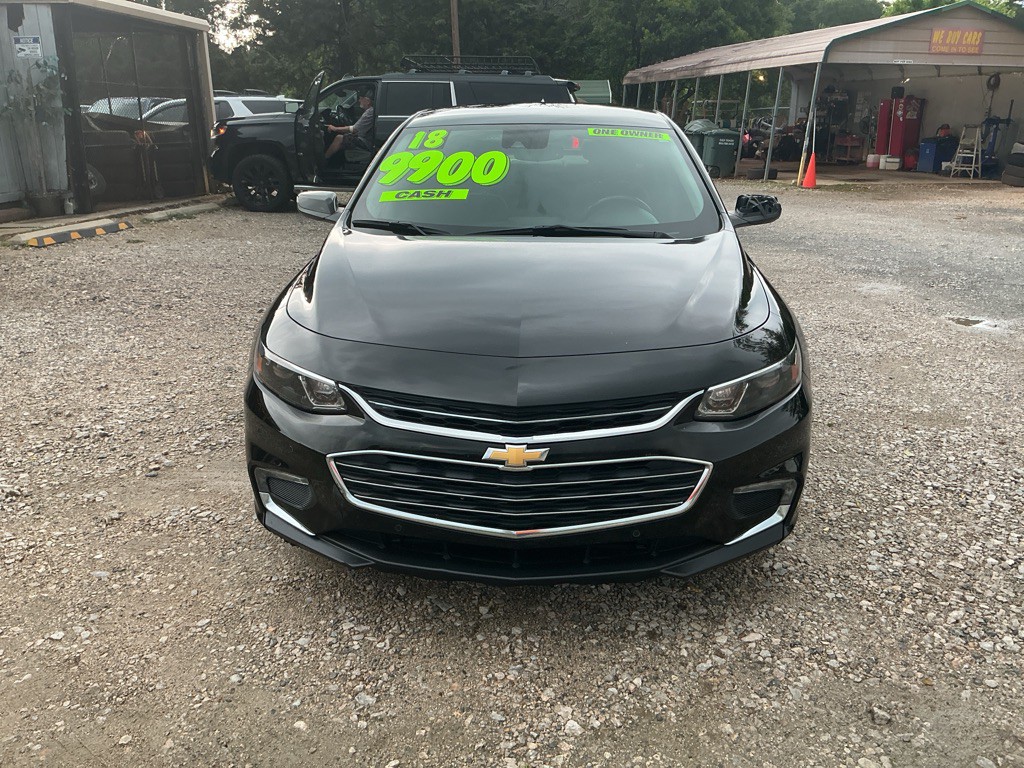2018 Chevrolet Malibu Image 2