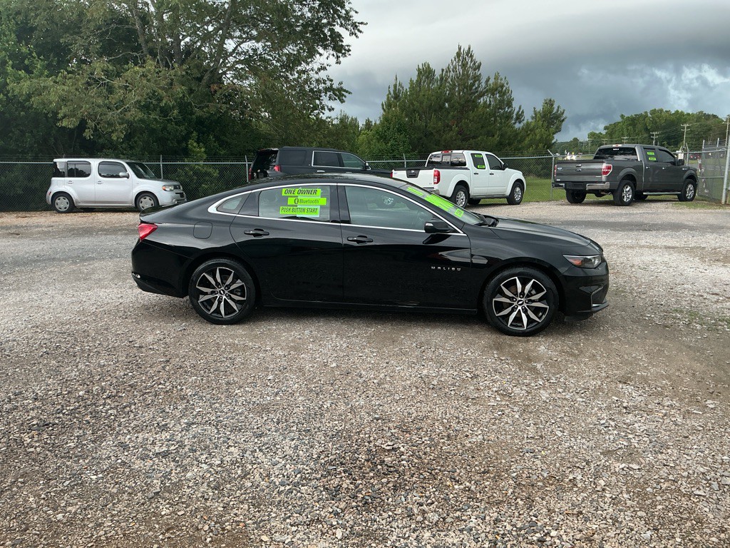 2018 Chevrolet Malibu Image 4