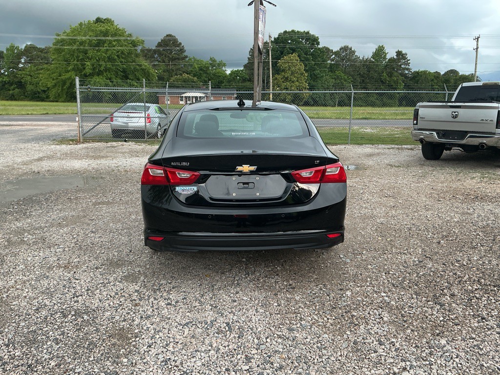 2018 Chevrolet Malibu Image 7