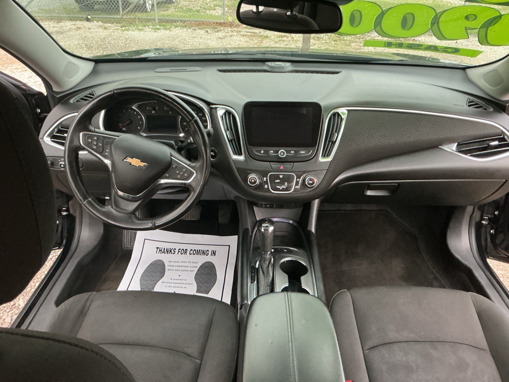 2018 Chevrolet Malibu Image 11