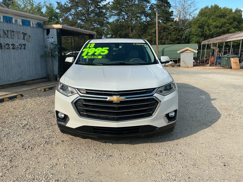 2018 Chevrolet Traverse Image 2