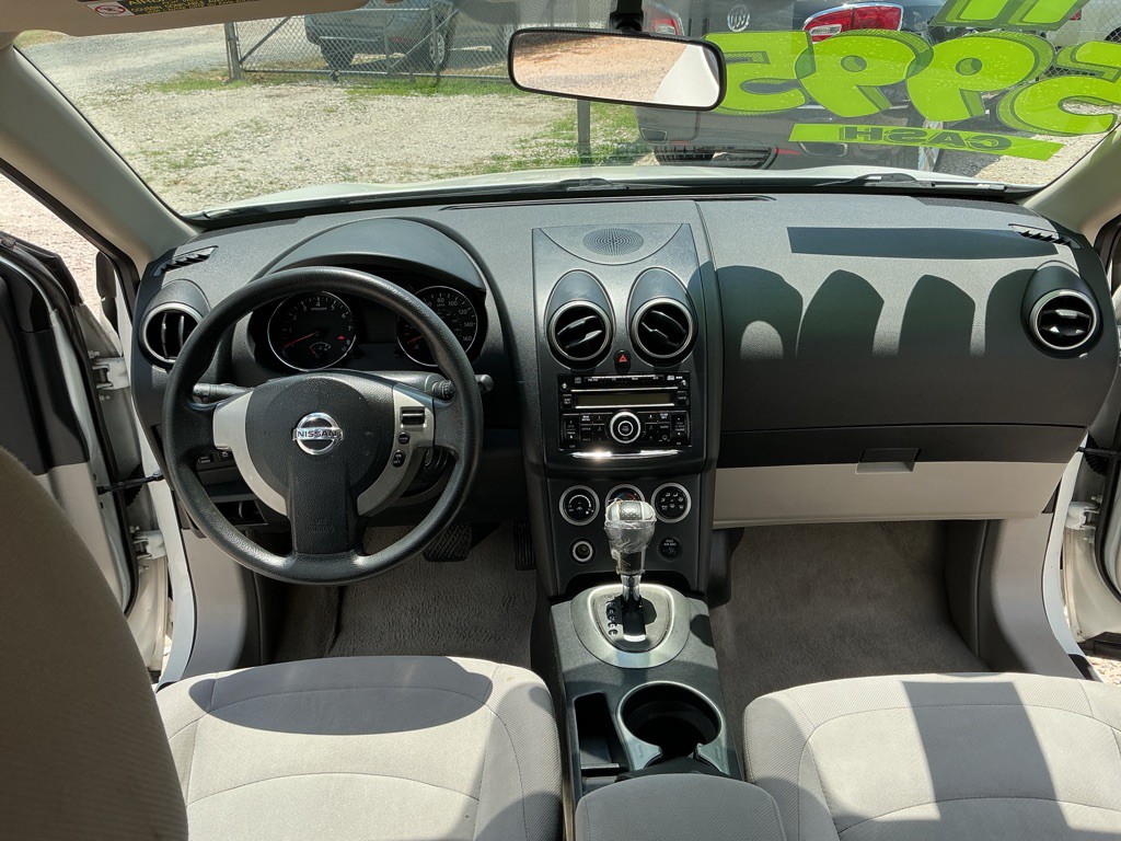 2011 Nissan Rogue Image 12