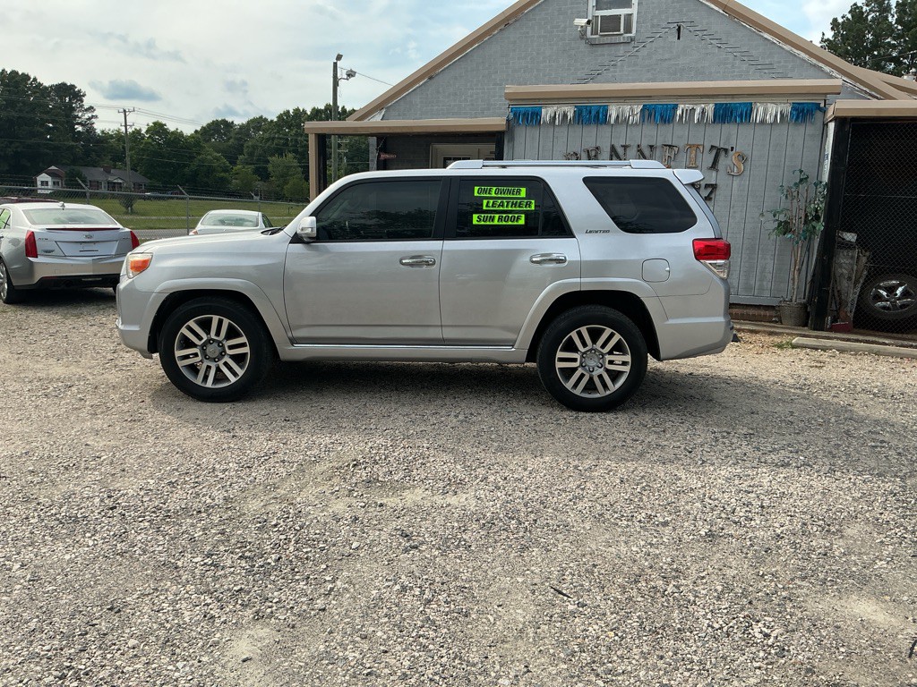 2010 Toyota 4Runner Image 5