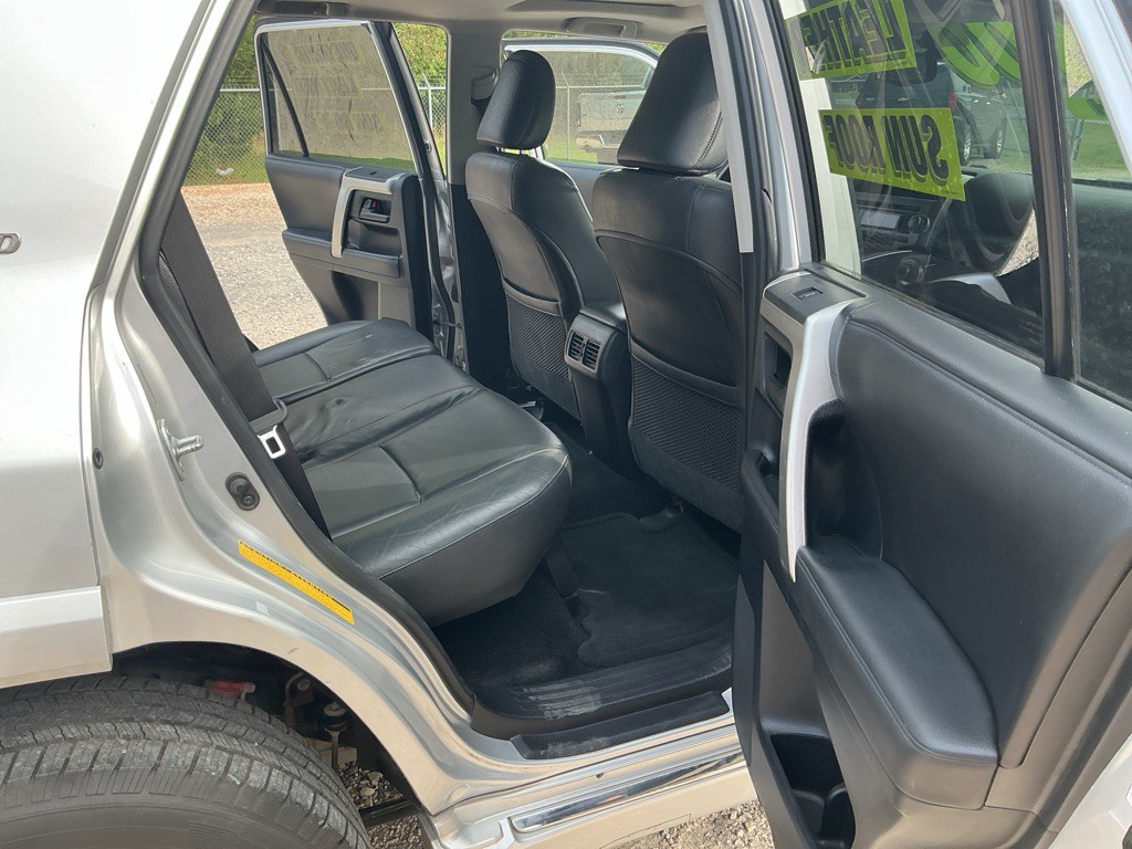 2010 Toyota 4Runner Image 11