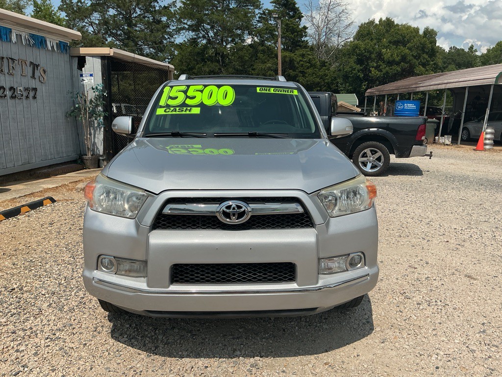 2010 Toyota 4Runner Image 2
