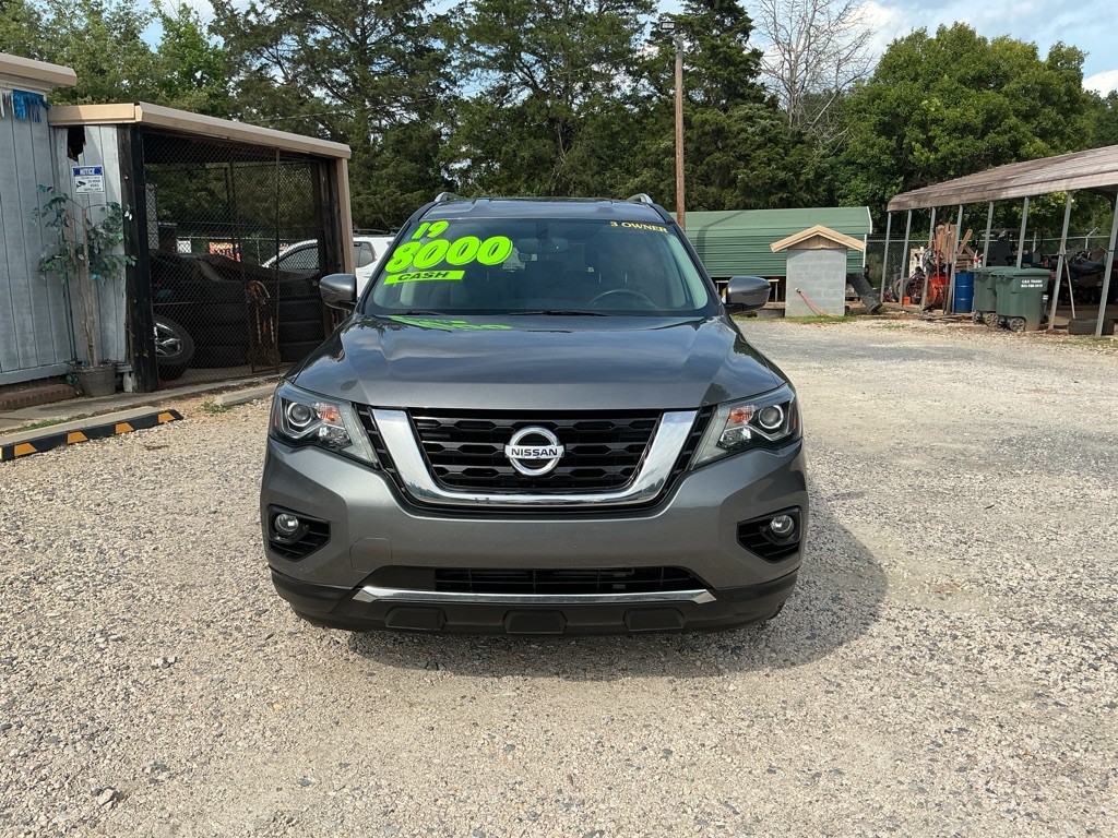 2019 Nissan Pathfinder Image 2