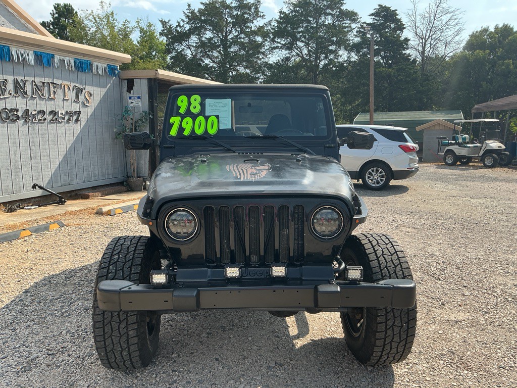 1998 Jeep Wrangler Image 2