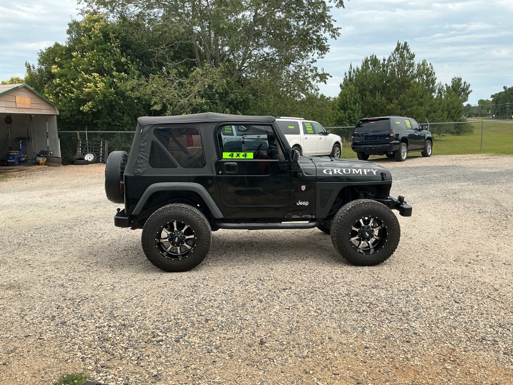 1998 Jeep Wrangler Image 4