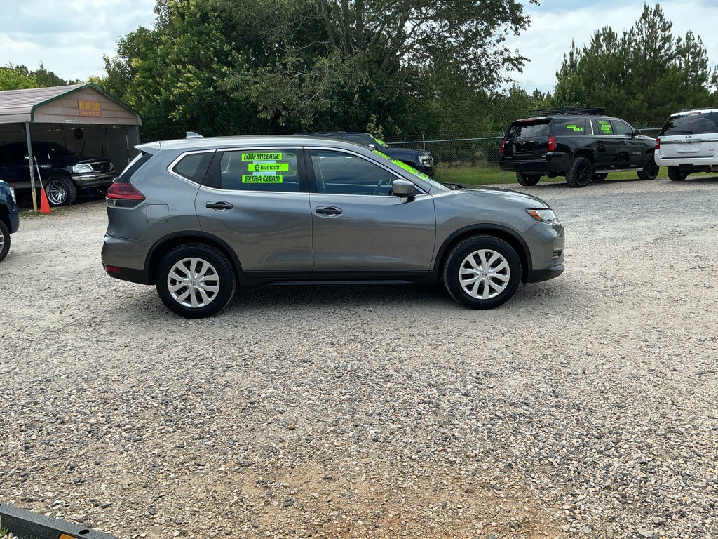 2018 Nissan Rogue Image 4