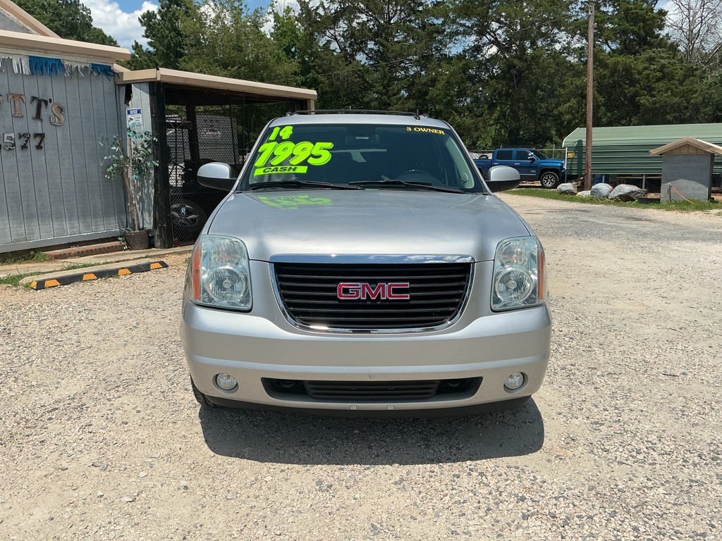 2014 GMC Yukon Image 2