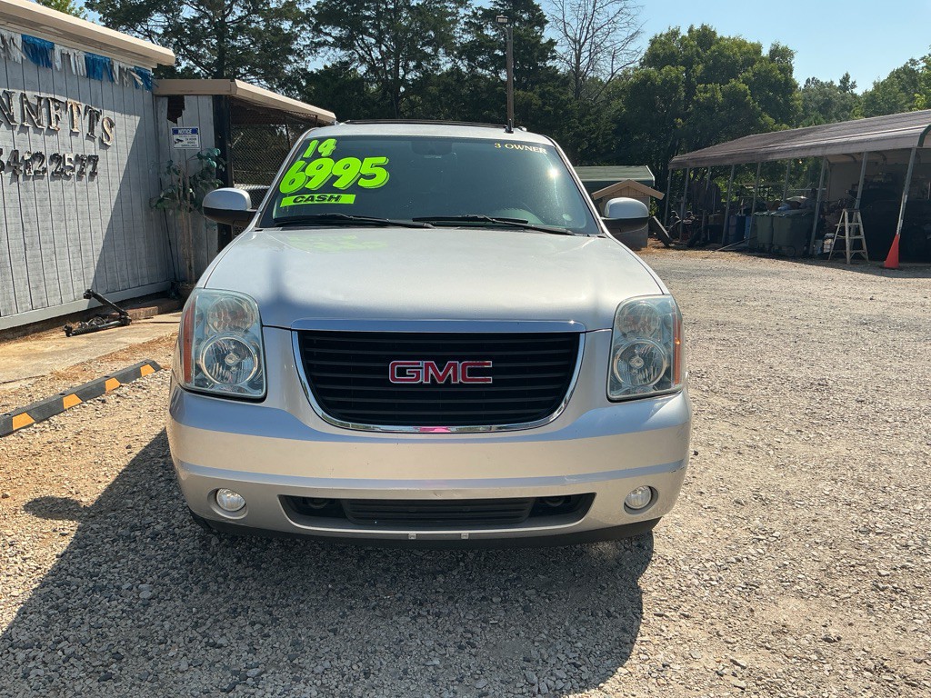 2014 GMC Yukon Image 2
