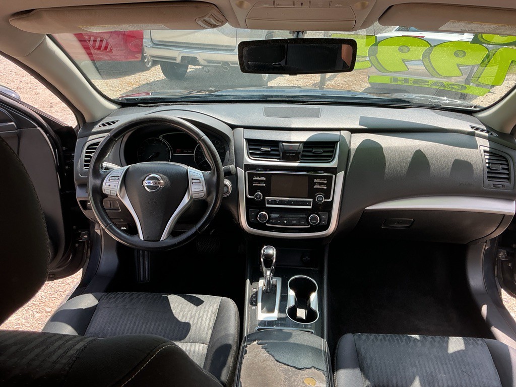 2018 Nissan Altima Image 11