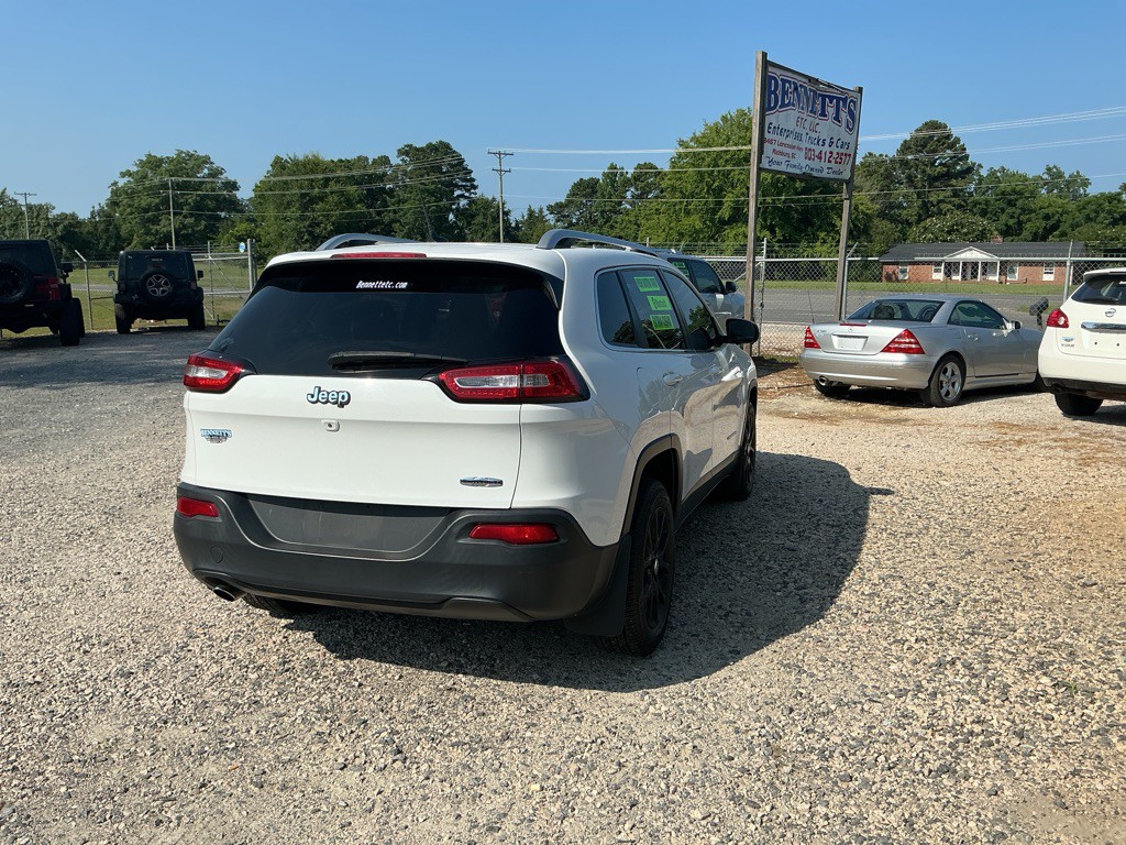 2014 Jeep Cherokee Image 8