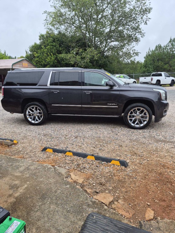 2016 GMC Yukon Image 4