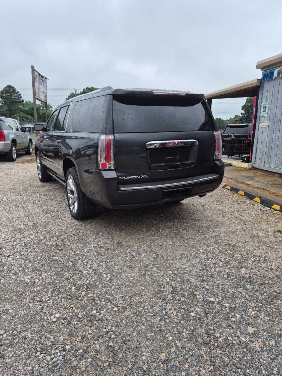 2016 GMC Yukon Image 6