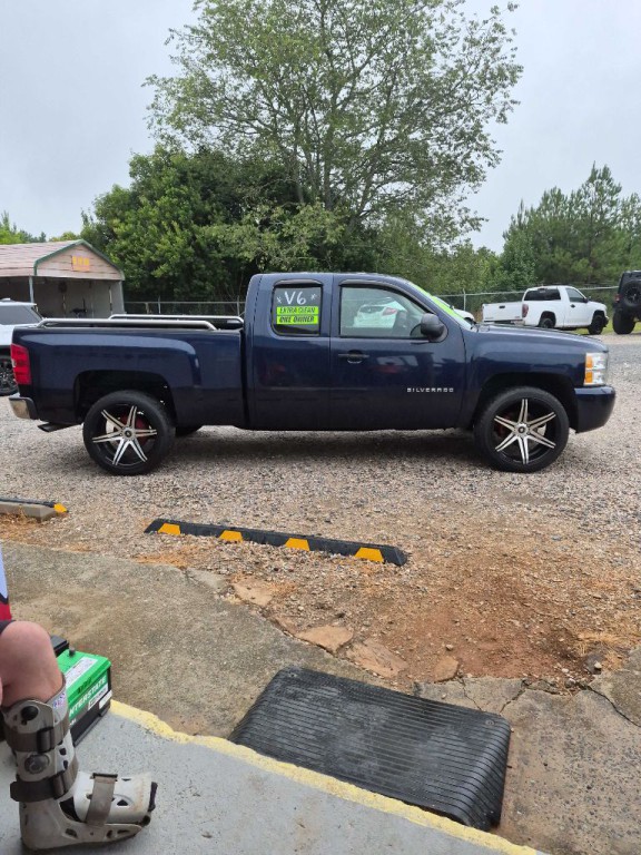 2010 Chevrolet Silverado 1500 Image 4
