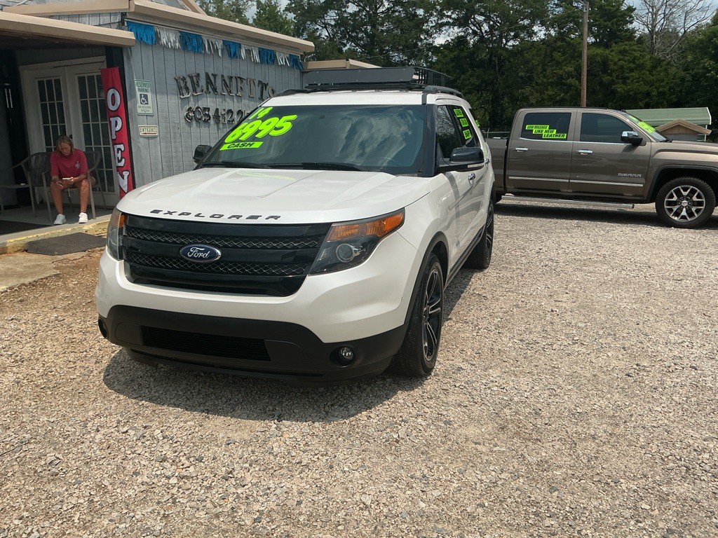 2014 Ford Explorer Image 1