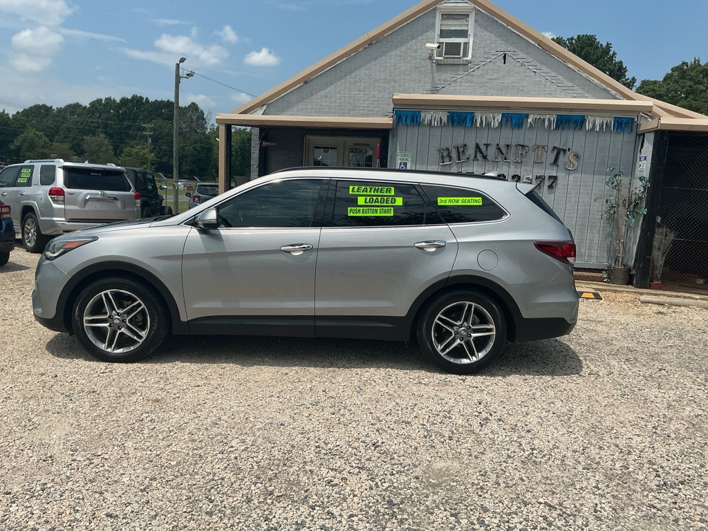 2017 Hyundai Santa Fe Image 5