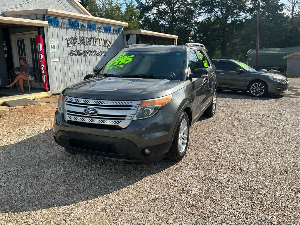 2015 Ford Explorer Image 1