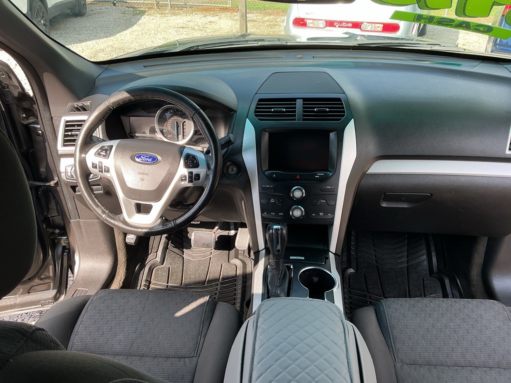 2015 Ford Explorer Image 13