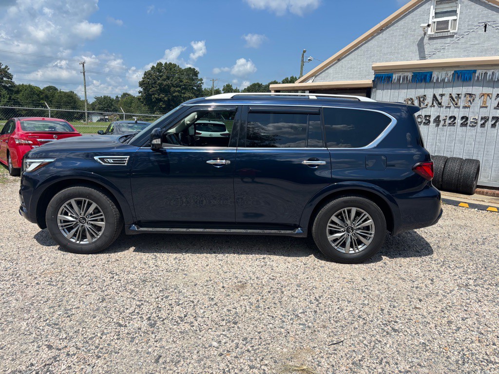 2021 INFINITI QX80 Image 10