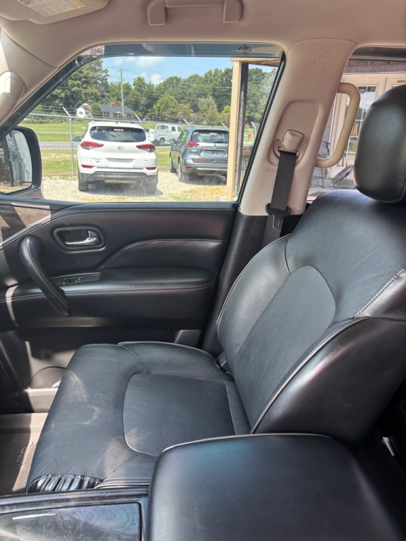 2021 INFINITI QX80 Image 16
