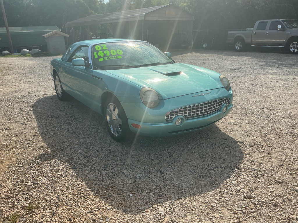 2002 Ford Thunderbird Image 3