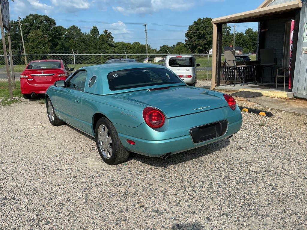 2002 Ford Thunderbird Image 6