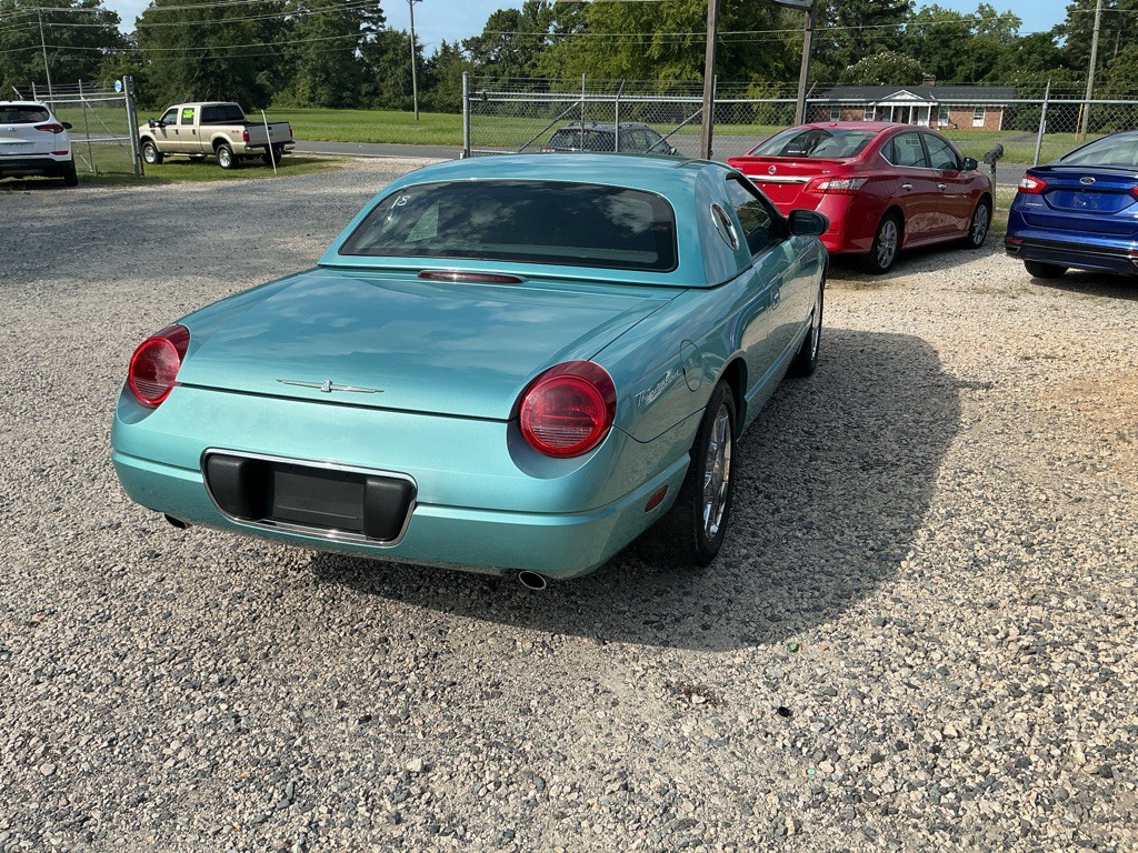 2002 Ford Thunderbird Image 8
