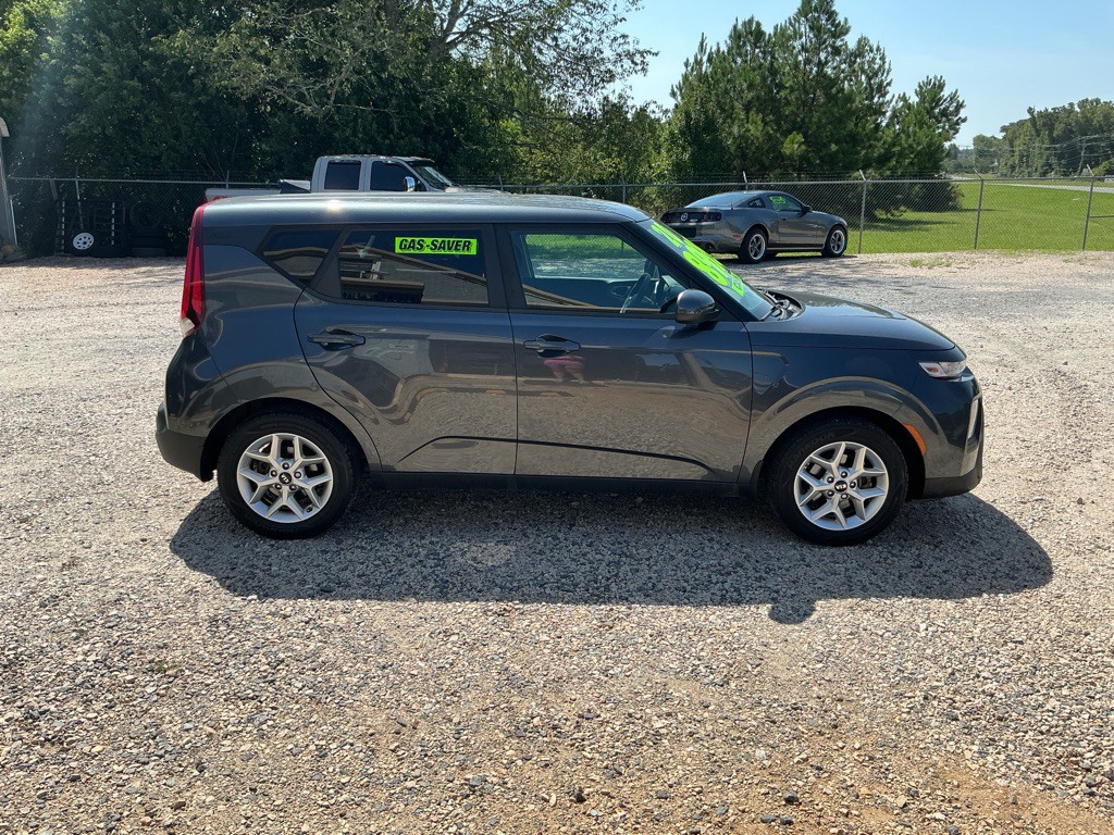 2020 Kia Soul Image 4