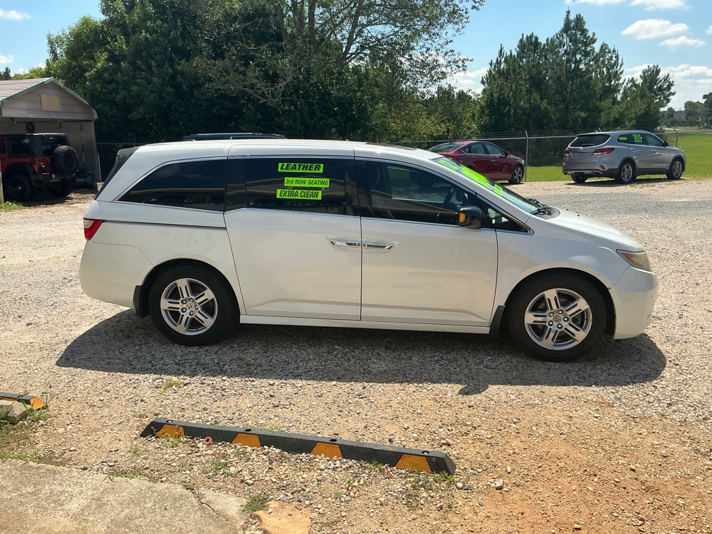 2012 Honda Odyssey Image 4