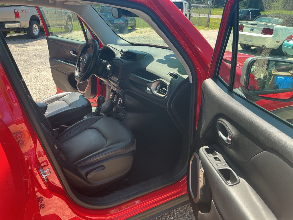 2017 Jeep Renegade Image 11