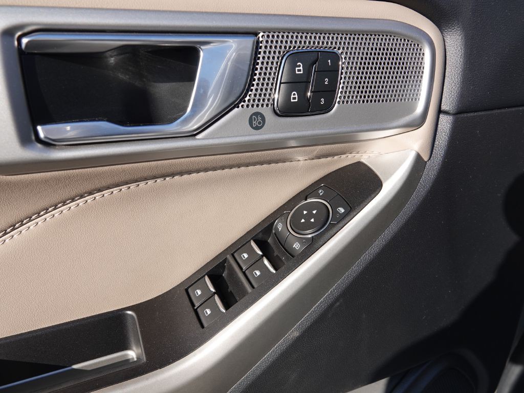 2022 Ford Explorer Image 15