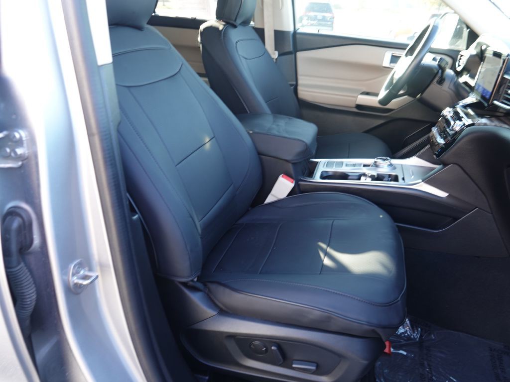 2022 Ford Explorer Image 35