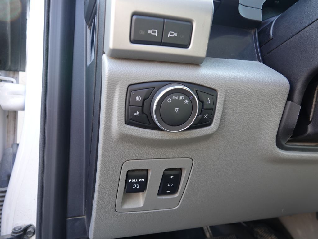 2018 Ford F-150 Image 39