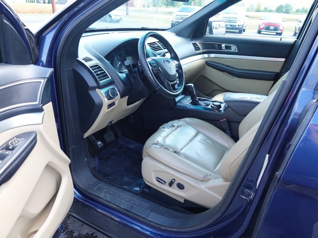 2016 Ford Explorer Image 7