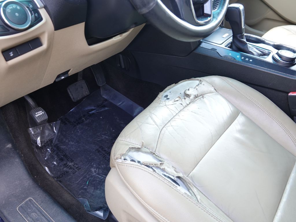 2016 Ford Explorer Image 10