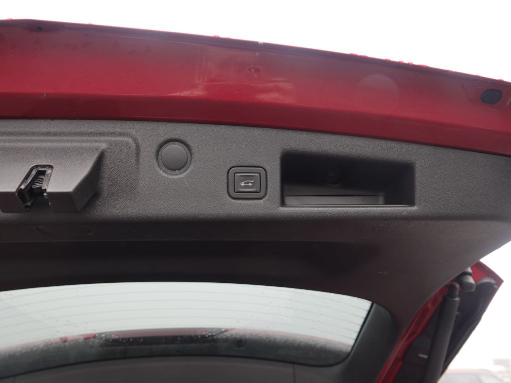 2018 Chevrolet Equinox Image 31