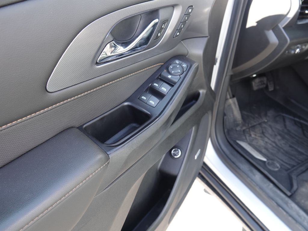 2020 Chevrolet Traverse Image 15