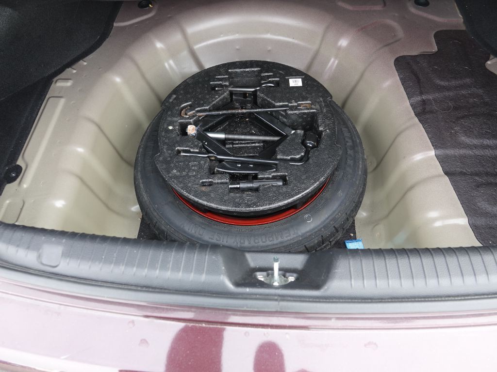 2017 Kia Forte Image 6