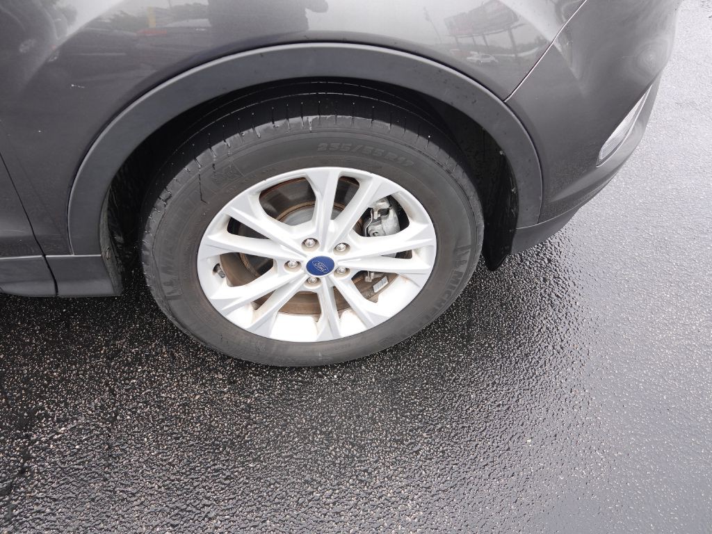 2019 Ford Escape Image 8