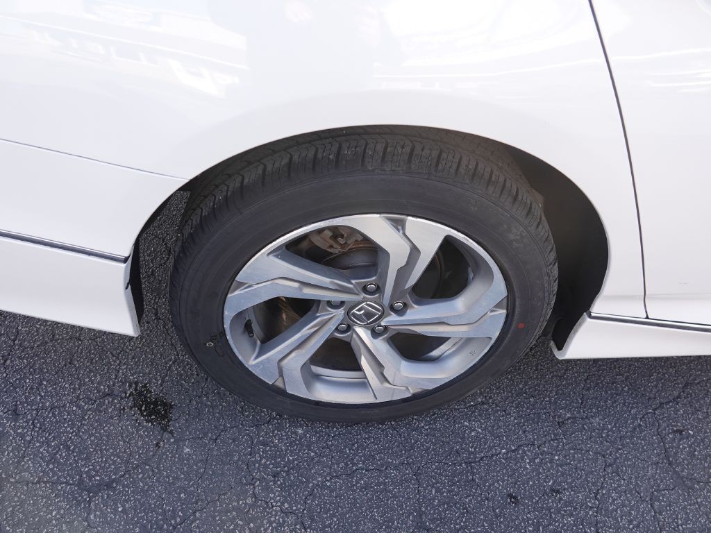 2018 Honda Accord Image 7