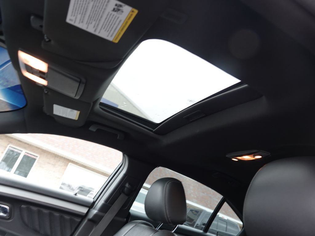 2017 Ford Taurus Image 21