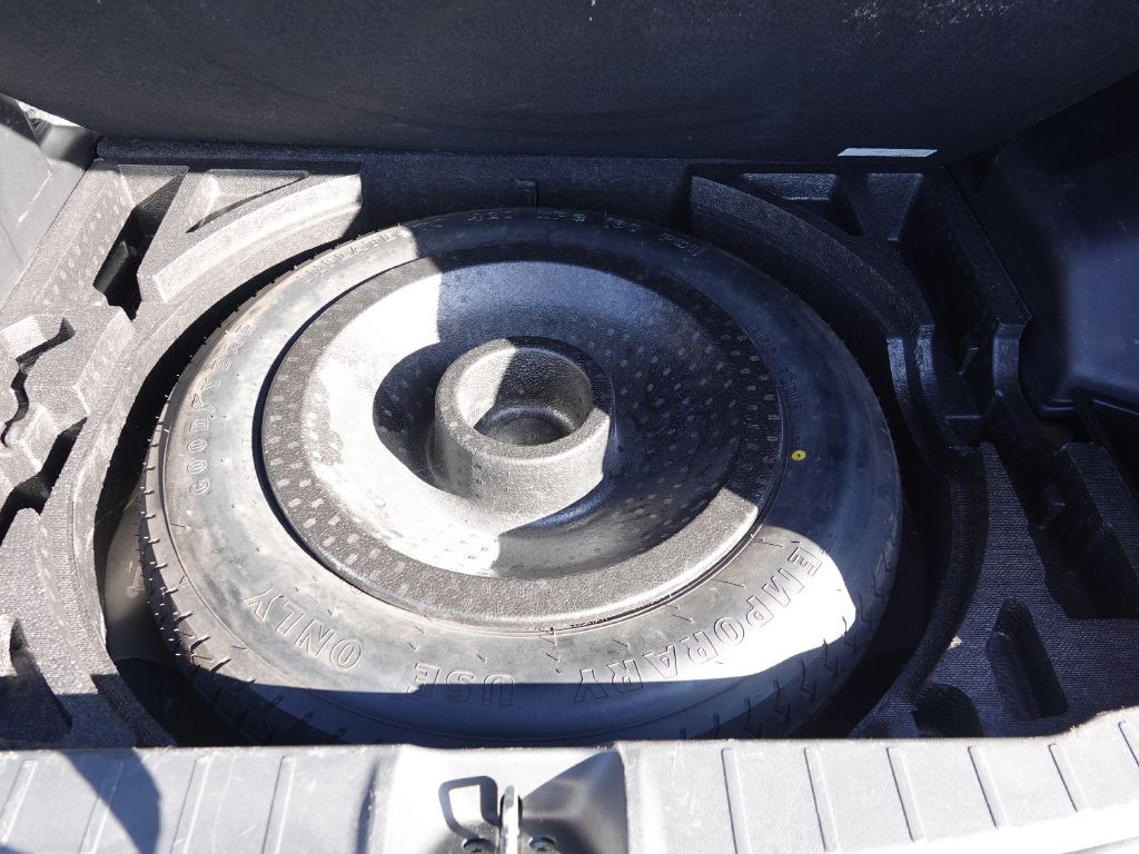 2022 Mitsubishi Outlander Image 8